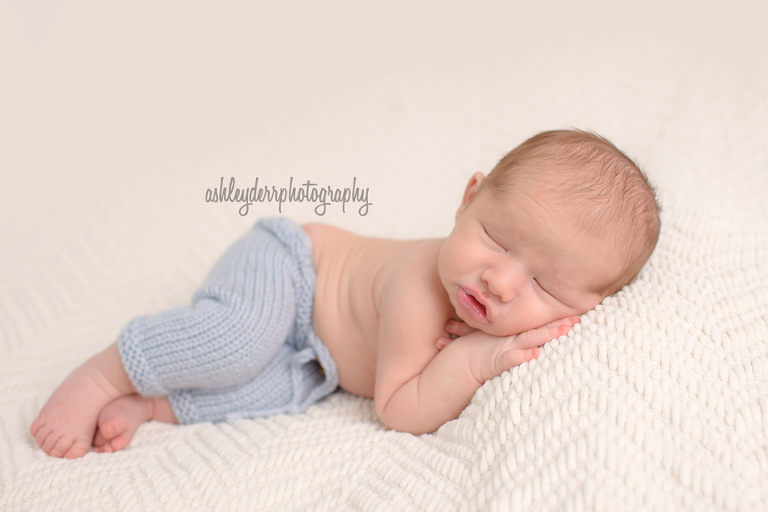 greensburg newborn photographer