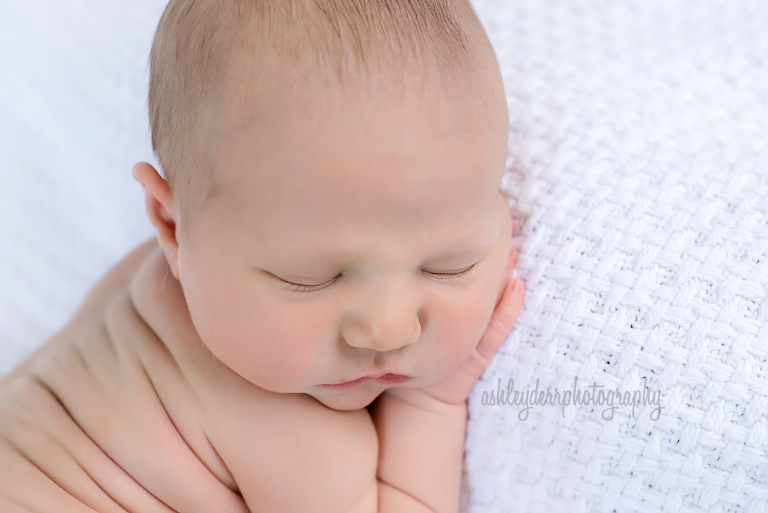 newborn-photographer-pittsburgh-33