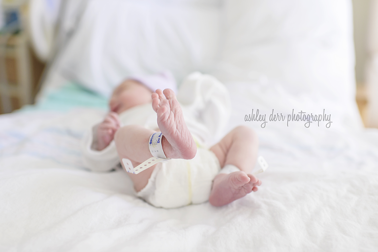 pittsburgh birth hospital baby photographer