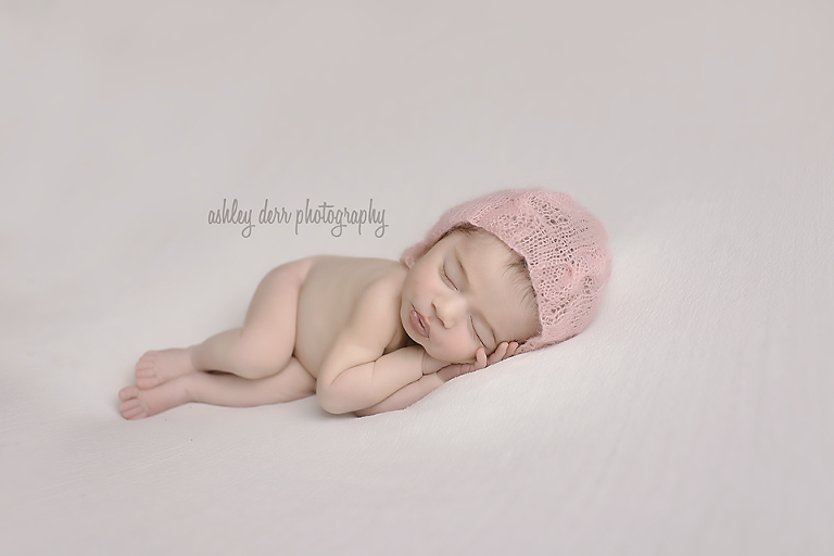 pittsburgh pa newborn baby photographer mini session