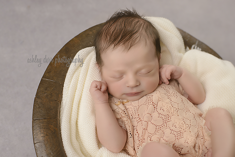 pittsburgh newborn photographer 15025