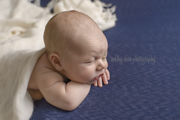 newborn photographers pittsburgh