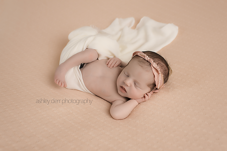 pittsburgh newborn photography