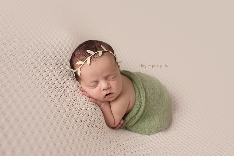 newborn photographer Pittsburgh