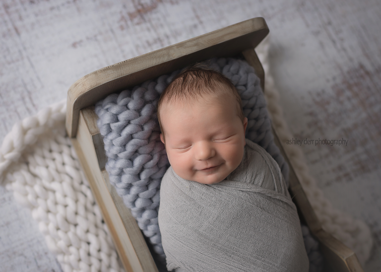 pittsburgh pa newborn photographer