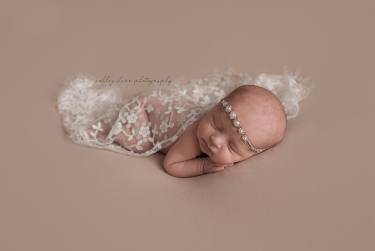 Glenshaw 15116 newborn photographer